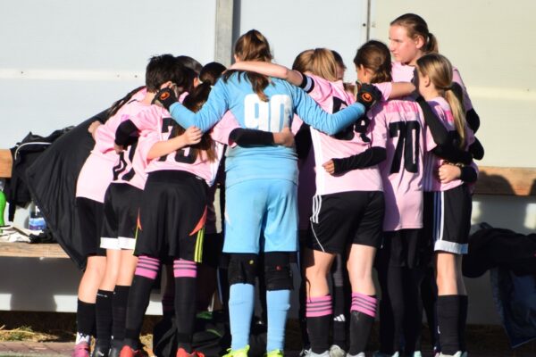 U14-es lányaink tapasztalatokban gazdag mérkőzést játszottak Soroksáron Astra HFC, lányfoci, nőifoci, Budapest, U14
