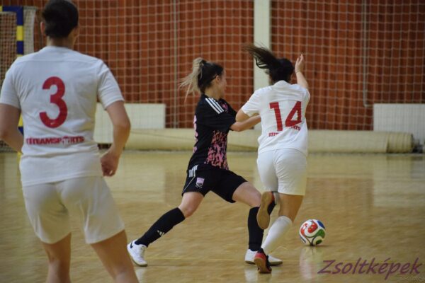 Astra-HFC-NBII-futsal-noifutsal-noi-csapat-budapest-Astra