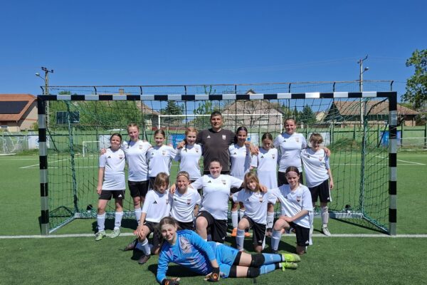 U14-MLSZ-Astra-Budapest-lanyfoci-noifoci-leanylabdarugas