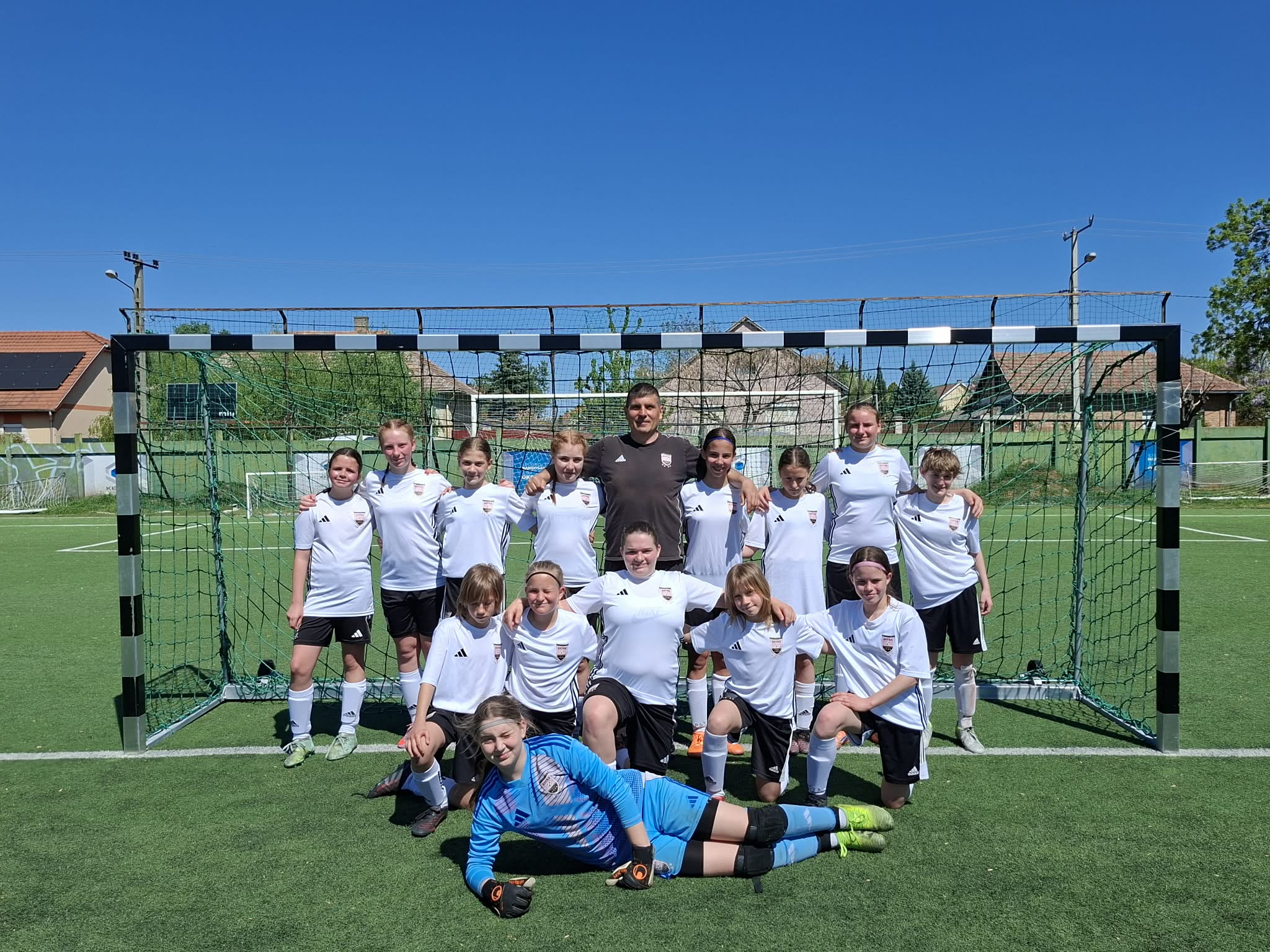 U14-MLSZ-Astra-Budapest-lanyfoci-noifoci-leanylabdarugas