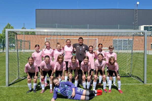 AstraHFC-U14-noifoci-noilabdarugas-noi-csapat-Budapest-Gyomro-utanpotlas-lanyfoci.