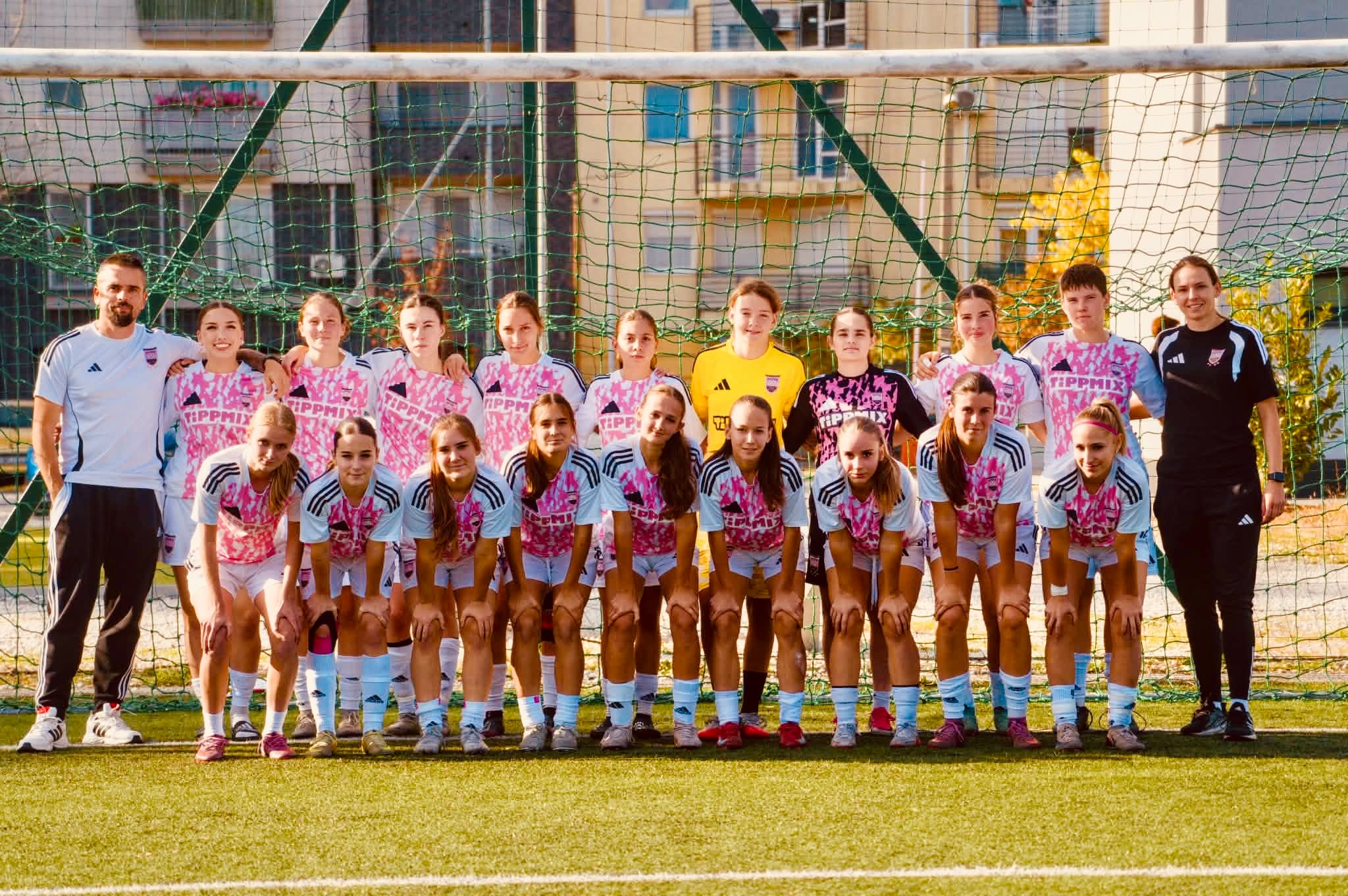 Astra-HFC-U19-Budapest-Noi-foci-noi-labdarugas-utanpotlas
